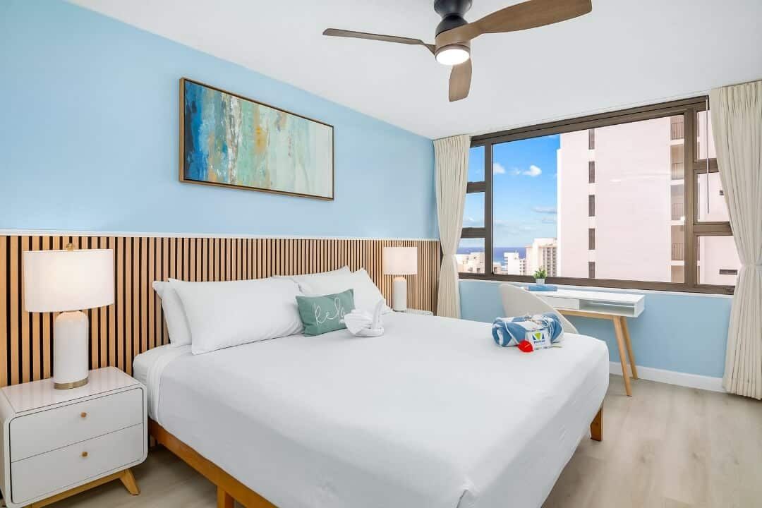 Waikiki Banyan Renovation 2604 2 Bedroom After 54626e76