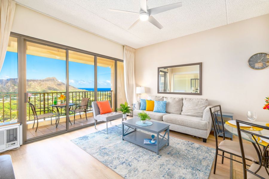 Book our Waikiki Banyan 3709 T1 vacation condo Book our Waikiki Banyan 3709 T1 vacation condo