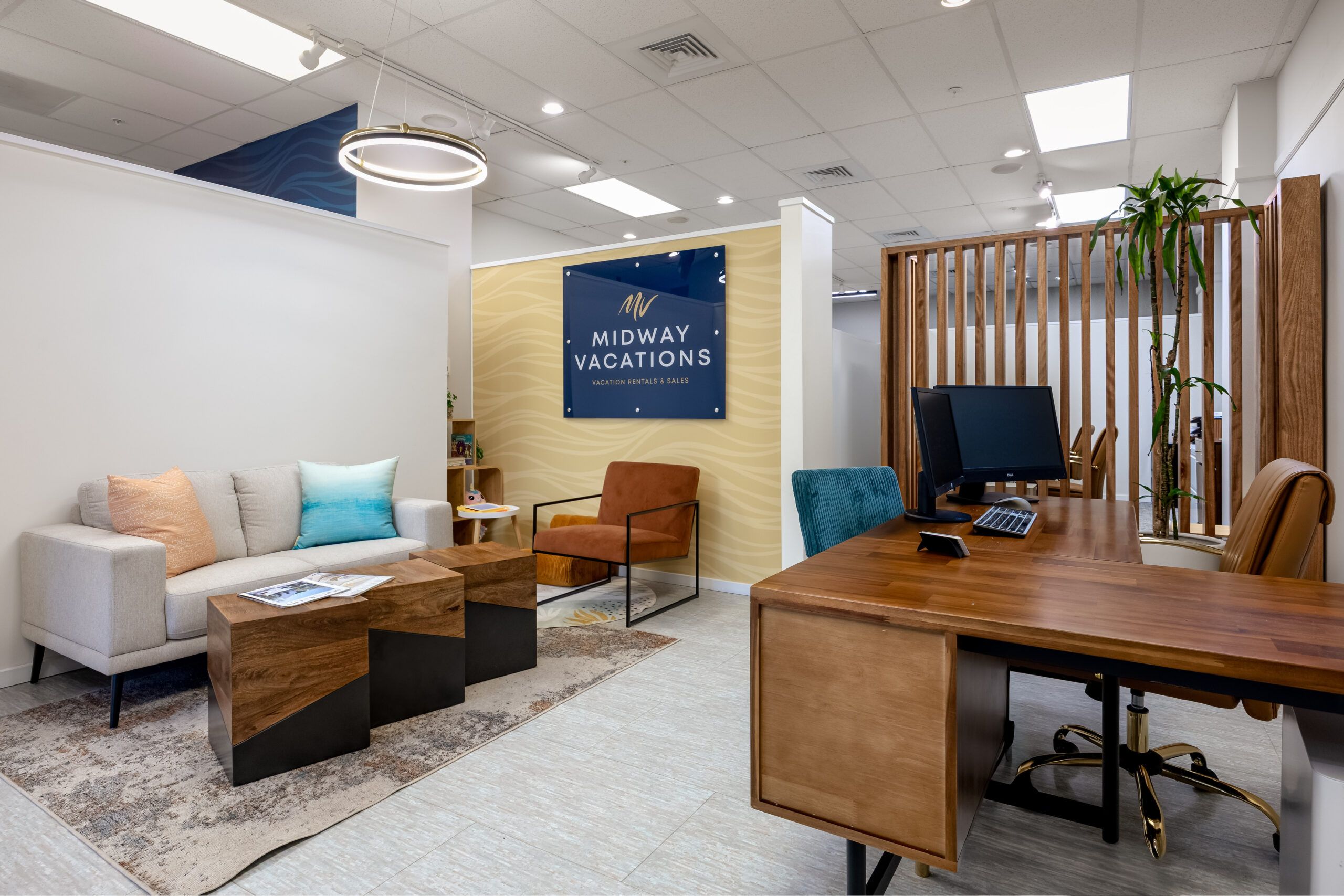 Midway Vacations sales and owner relations team at the Ilikai office