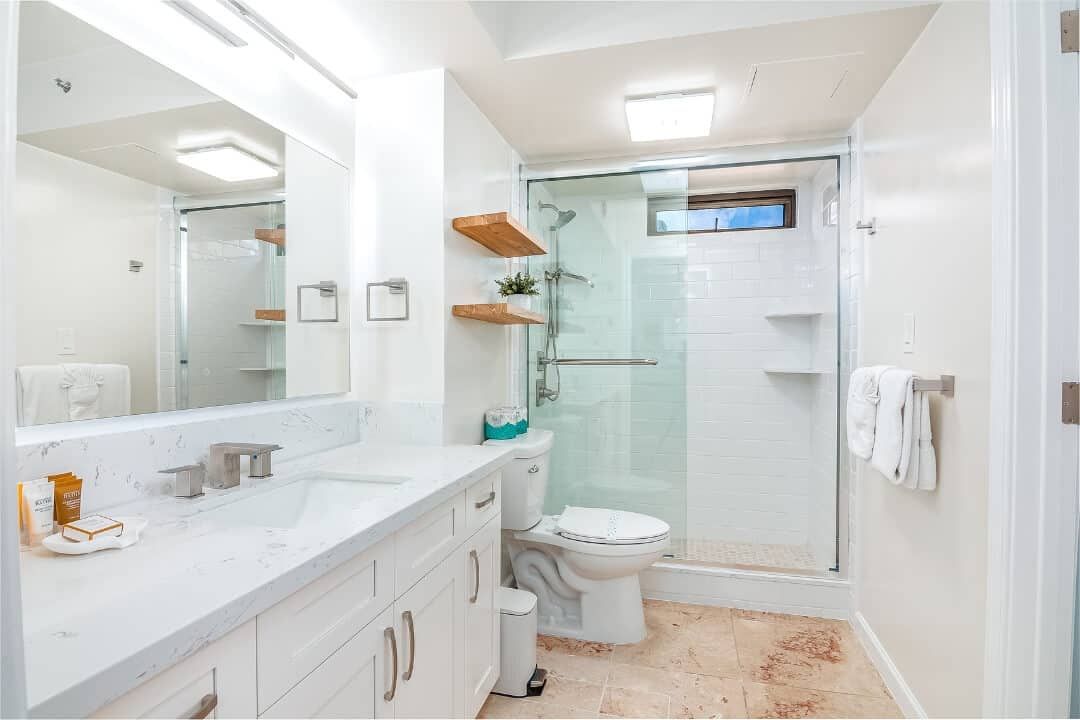 Waikiki Banyan Renovation 1414 1 Bathroom After cf7f8fc3