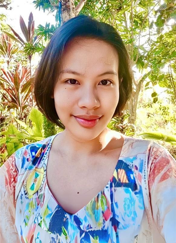 Lanie Headshot Extended f6261eaa