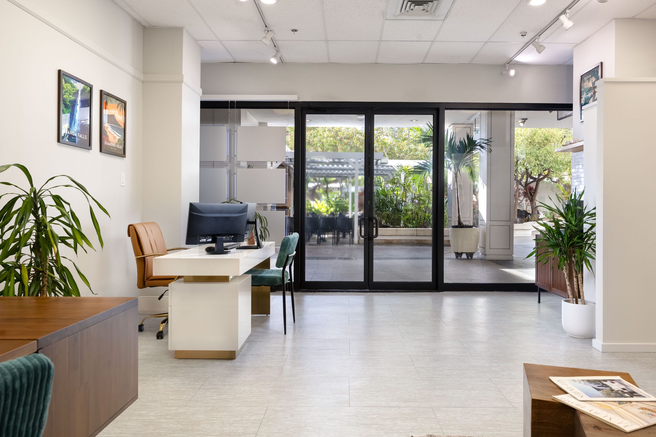 Reception area at Midway Vacations' Waikiki headquarters