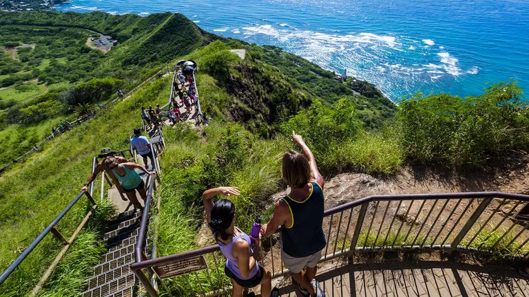 Diamond-Head-trail