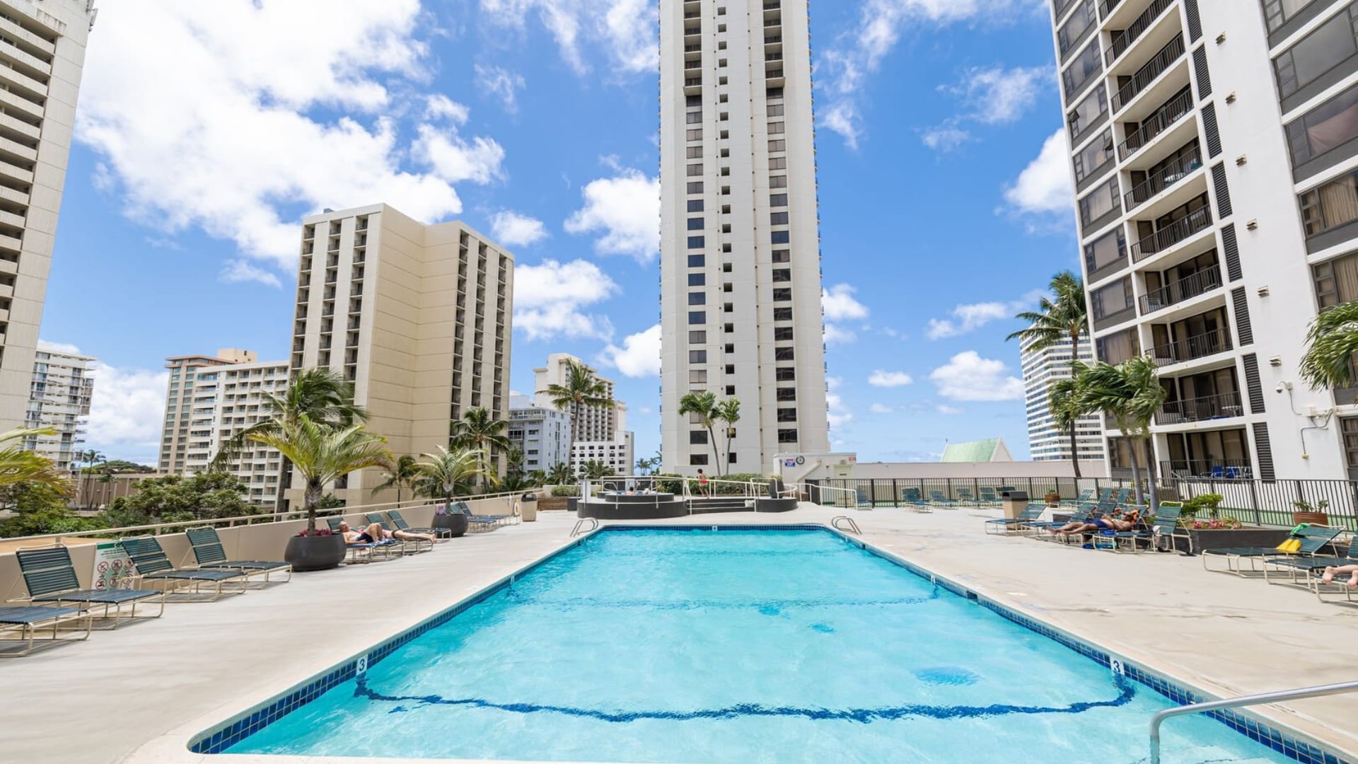 Waikiki Banyan, home of the Midway Vacations office
