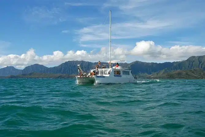 Ocean voyages and snorkeling tour at Kualoa Ranch